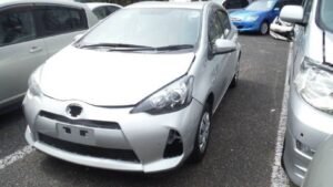 2013 Toyota Aqua NHP10