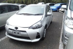 2013 Toyota Aqua NHP10