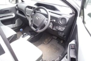 2013 Toyota Aqua NHP10