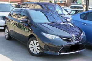 2015 Toyota Auris NZE181H 150X