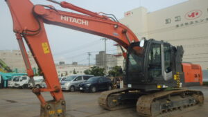 2013 Hitachi EXCAVATOR ZX200LC