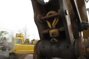 2007 CAT Excavator 320D