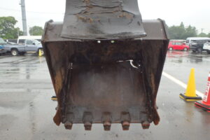 1998 Komatsu Excavator PC200-6E