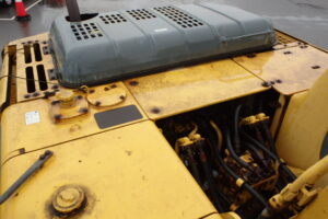 1998 Komatsu Excavator PC200-6E