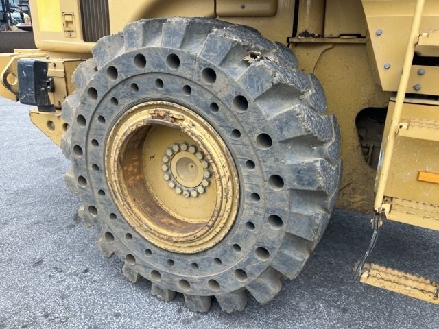 2012 Wheel Loader CATERPILLER 930H - Image 11