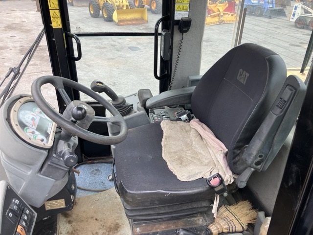2012 Wheel Loader CATERPILLER 930H - Image 16