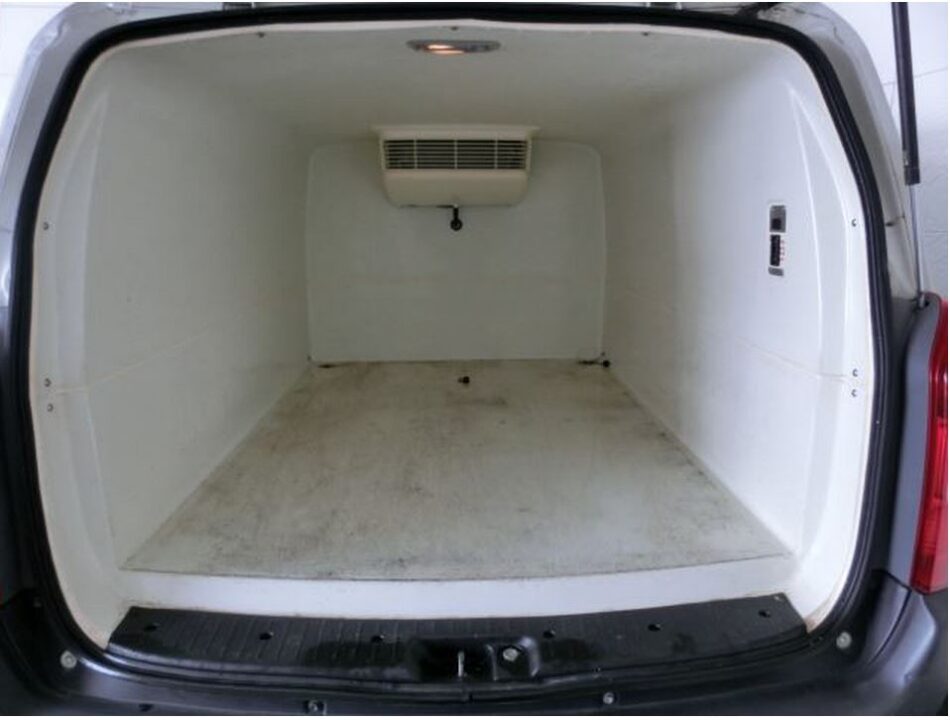 2006 Toyota PROBOX NCP51V - Image 7
