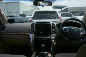 2013 Toyota Land Cruiser URJ202W AX
