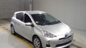 2012 Toyota Aqua NHP10 S