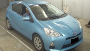 2012 Toyota Aqua NHP10 S