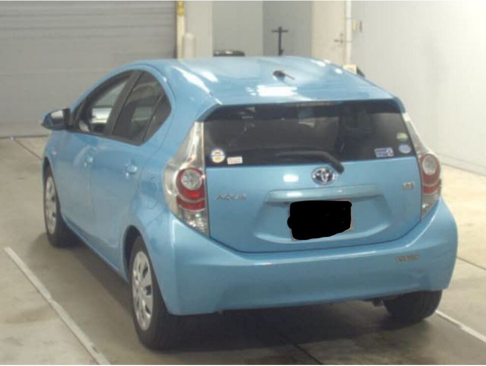 2012 Toyota Aqua NHP10 S - Image 1