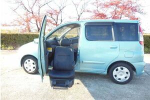 2004 Toyota FUNCARGO NCP20