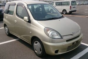 2002 Toyota FUNCARGO NCP20