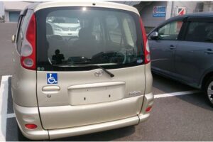 2002 Toyota FUNCARGO NCP20