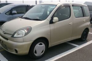 2002 Toyota FUNCARGO NCP20