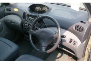 2002 Toyota FUNCARGO NCP20