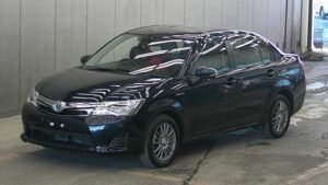 2013 Toyota Corolla Axio Hybrid NKE165