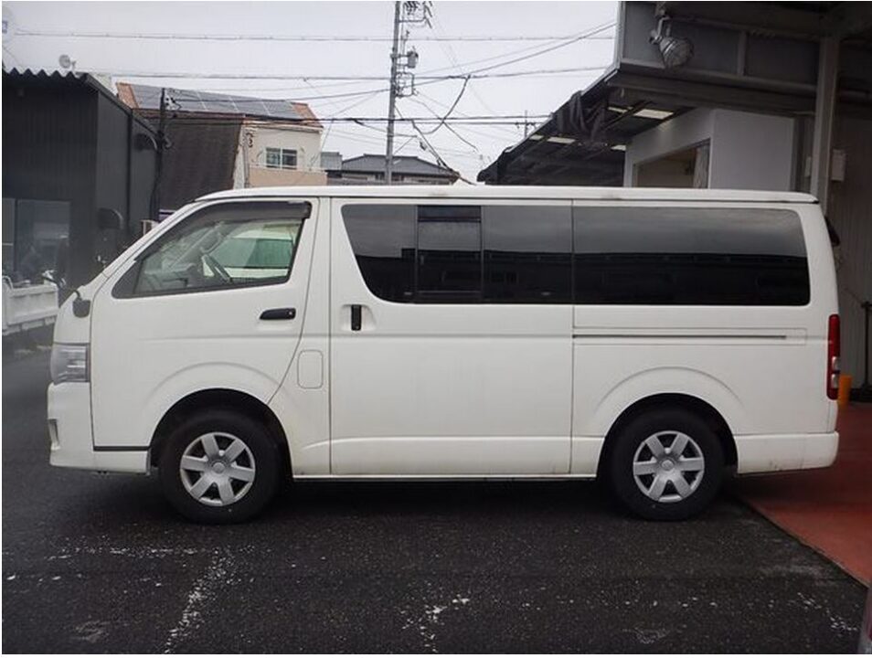 2012 Toyota Hiace Van KDH206V DX 1 Ton - Image 4