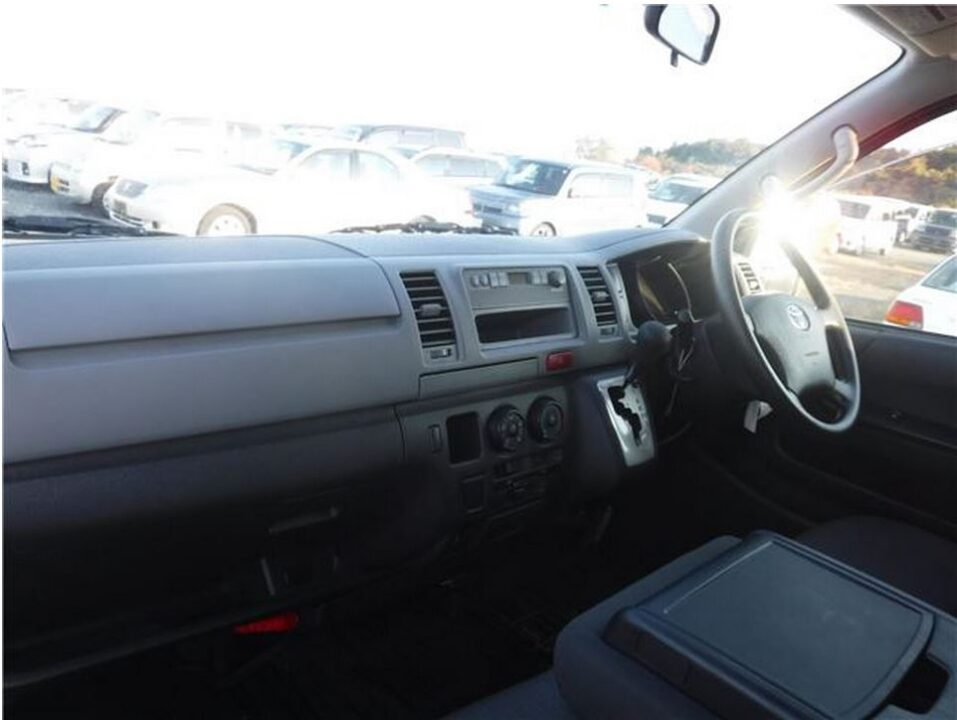 2012 Toyota Hiace Van KDH206V DX 1 Ton - Image 8