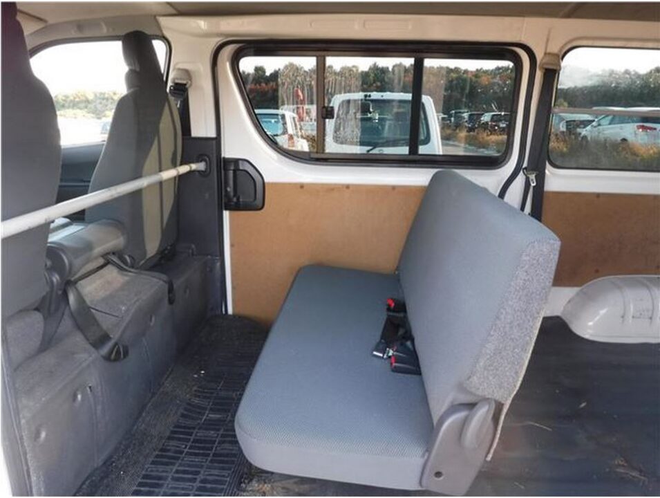 2012 Toyota Hiace Van KDH206V DX 1 Ton - Image 10