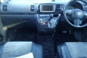 2003 Toyota Wish ZNE10G
