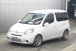 2001 Toyota FUNCARGO NCP20