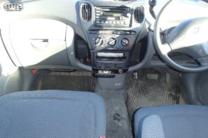 2001 Toyota FUNCARGO NCP20