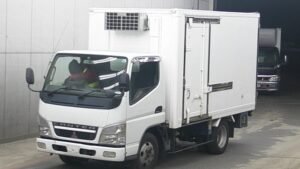 2005 Mitsubishi CANTER Freezer Box Truck FG72DC 2 Ton