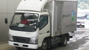 2010 Mitsubishi CANTER Box Truck FE74BV 2 Ton