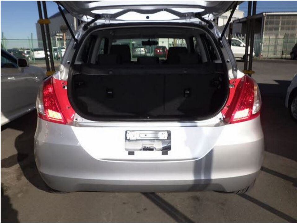 2013 Suzuki Swift ZC72S XG - Image 7