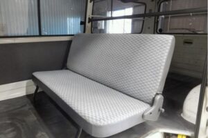 2004 Toyota Hiace Van TRH102V DX