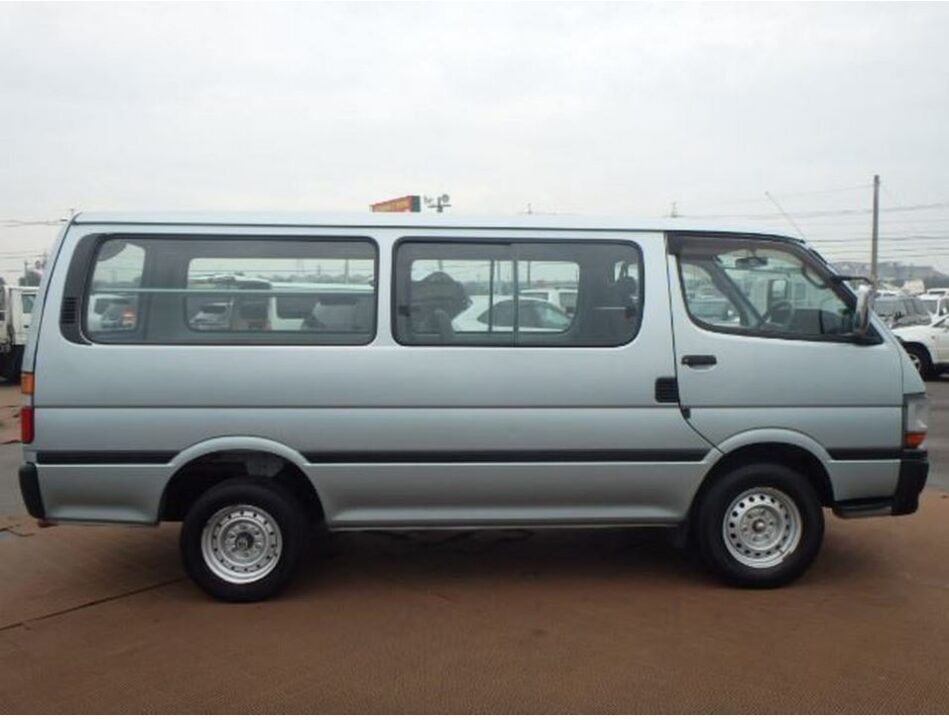 2002 Toyota Hiace Van RZH112V VDX - Image 4