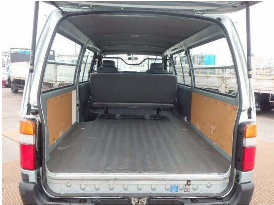 2002 Toyota Hiace Van RZH112V VDX - Image 8
