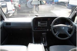 2002 Toyota Hiace van KZH132V