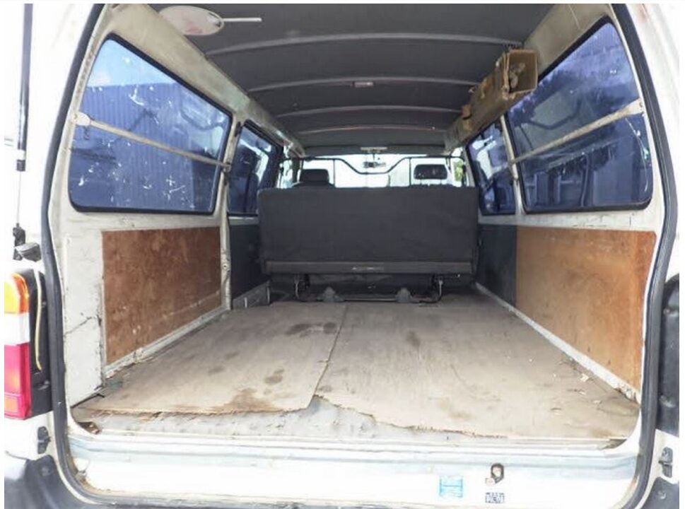 2004 Toyota Hiace Van TRH112V DX GL Package - Image 7