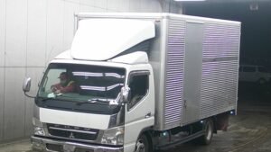 2004 Mitsubishi CANTER Box Truck PA-FE82DG 2 Ton