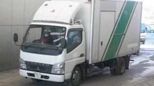 2005 Mitsubishi CANTER Box Truck PA-FE72DEV 2 Ton