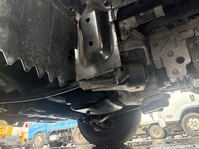 1999 Crane Truck Isuzu Elf KK-NKR66EA - Image 12