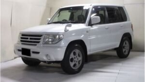 2003 Mitsubishi Pajero io H77W ZR