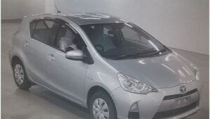 2015 Toyota Aqua NHP10 L