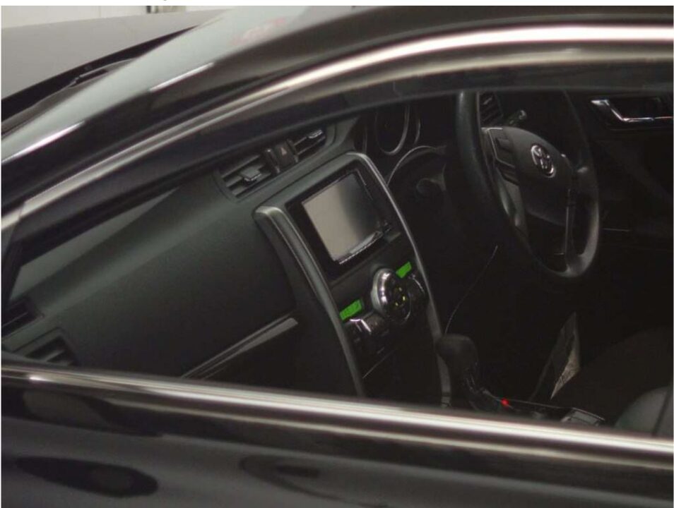 2013 Toyota Mark X GRX130 250G F Package - Image 3