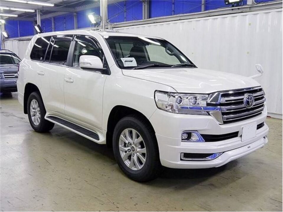 2015 Toyota Land Cruiser URJ202W AX (Almost New) - Image 3