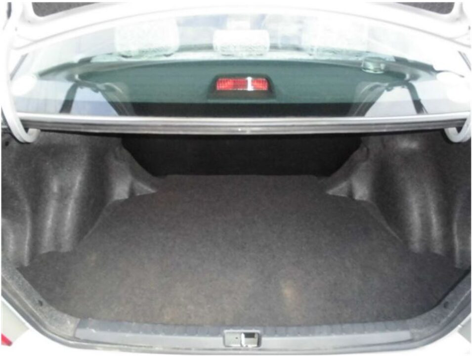 2006 Toyota Corolla X NZE121 HID 40th Anniversary LTD - Image 10