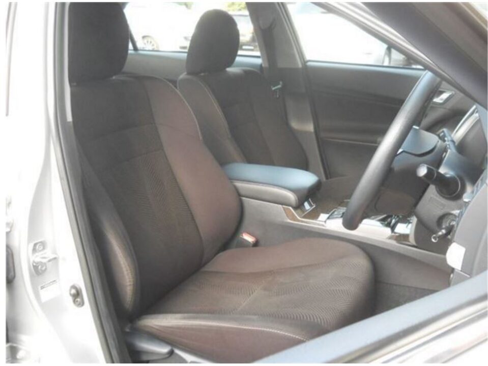 2013 Toyota Mark X GRX135 250G F Package - Image 5