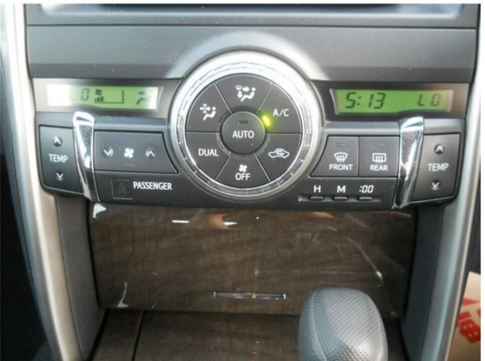 2013 Toyota Mark X GRX135 250G F Package - Image 8