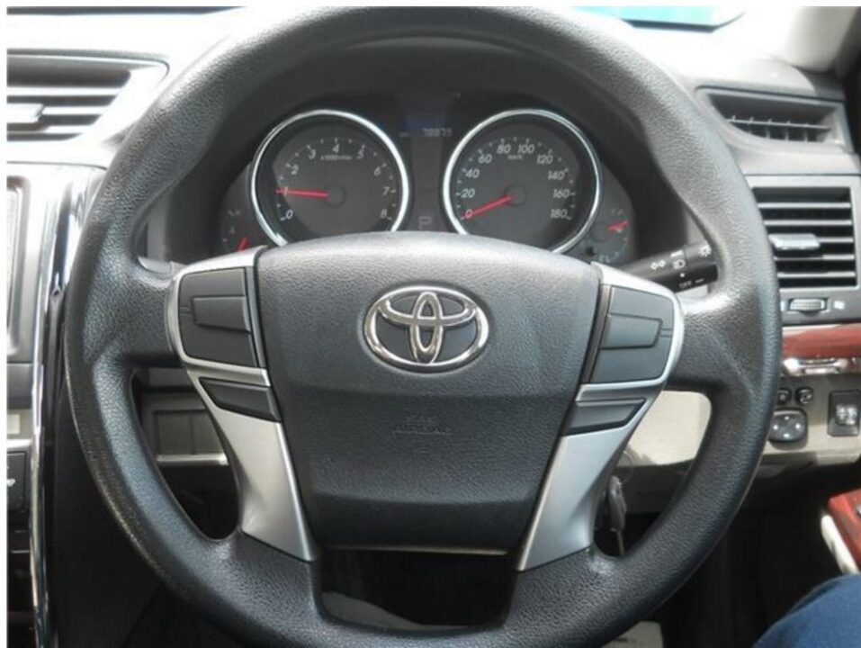 2012 Toyota Mark X GRX135 250G F Package - Image 11