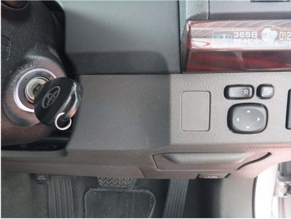 2011 Toyota Mark X GRX130 250G F Package - Image 6