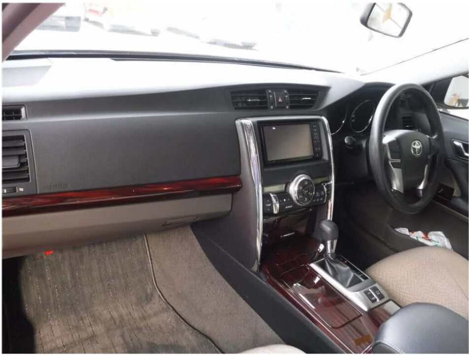 2011 Toyota Mark X GRX130 250G F Package - Image 8