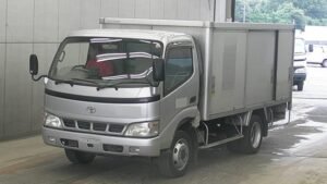 2004 TOYOTA TOYOACE Box Truck PB-XZU401 3 Ton