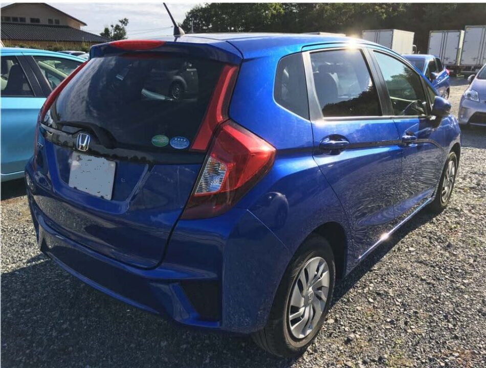 2014 Honda Fit GK3 13G F package - Image 2